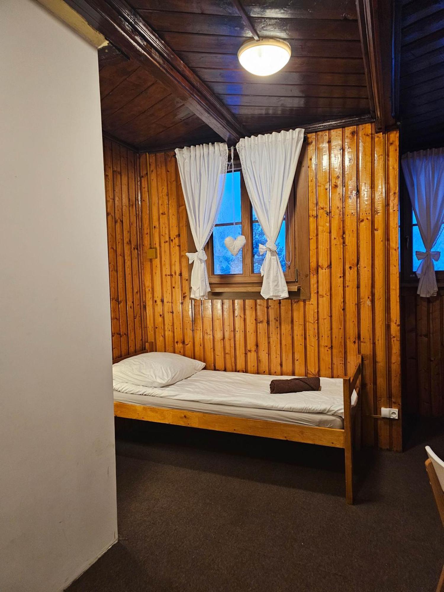 Schronisko Gosciniec Rownica Hotel Ustroń Exterior foto